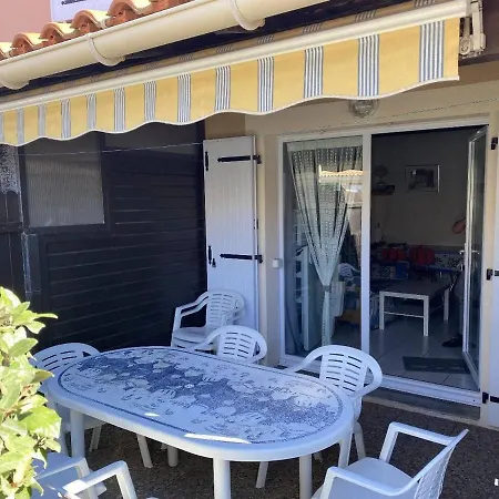 304 Maisonnette Pour 4 Personnes *